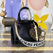 Kitlife Louis Vuitton Nano Alma Bag Black M14339 18x12x8cm - 1