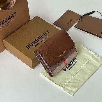 Kitlife Burberry Luna Brown Grained Leather House Check Canvas Coin Pouch Snap Wallet 11x9x2.5cm