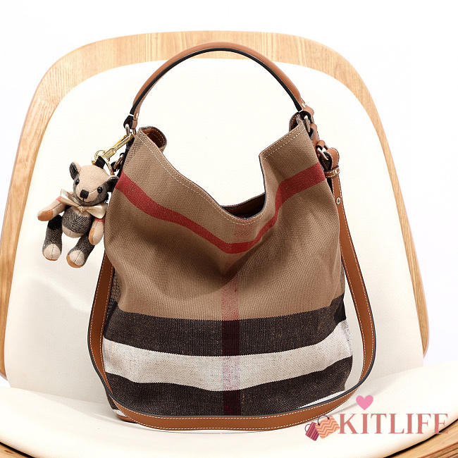 Kitlife Burberry The Ashby Bucket Bag Beige 25x34cm - 1