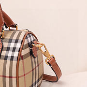 Kitlife Burberry Check Bowling Bag Beige & Brown 30x15x21cm - 4