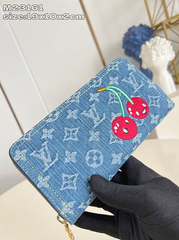 Kitlife Louis Vuitton x TM Zippy Wallet Monogram Cherry Blue Denim M23161 19.5x10.5x2.5cm