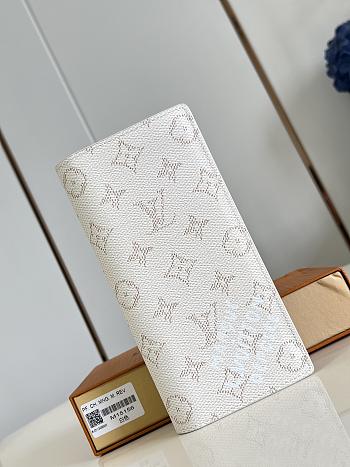 Kitlife Louis Vuitton Brazza Wallet White M15156 10x19x2cm