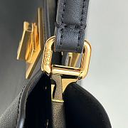 Kitlife Fendi Peekaboo Soft Small Bag Black 29x12x19cm - 5