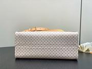 Kitlife Lousi Vuitton OnTheGo PM Bag Dune M15138 25x19x11.5cm - 4