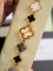 Kitlife Van Cleef & Arpels Lucky Four-leaf Chain Watch Gold, Black, Grey & Pink Size 27mm  - 3