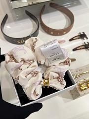 Kitlife Celine Triomphe Hair Scrunchies White & Beige - 5