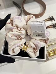 Kitlife Celine Triomphe Hair Scrunchies White & Beige - 4