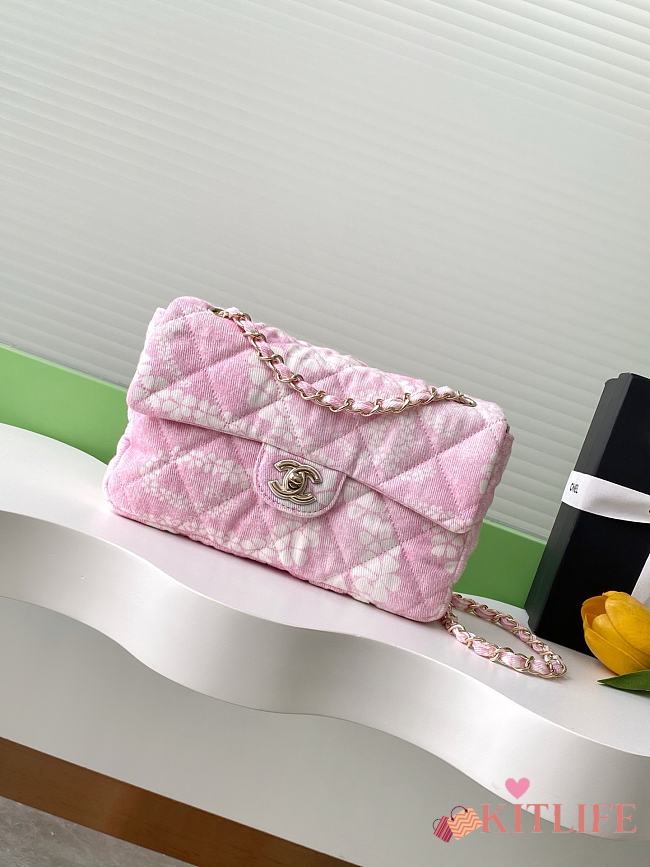 Kitlife Chanel Flap Bag Printed Denim & Gold-Tone Metal White & Pink 15x24x6.5cm - 1
