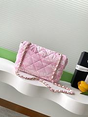 Kitlife Chanel Flap Bag Printed Denim & Gold-Tone Metal White & Pink 15x24x6.5cm - 4
