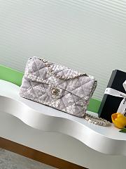 Kitlife Chanel Flap Bag Printed Denim & Gold-Tone Metal White & Grey 15x24x6.5cm - 1