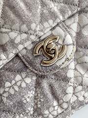 Kitlife Chanel Flap Bag Printed Denim & Gold-Tone Metal White & Grey 15x24x6.5cm - 5