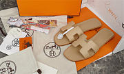 Kitlife Hermes Oran Sandals in Beige - 3