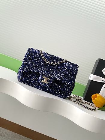 Kitlife Chanel 25S CF Dark Blue Sequin Bag AS4561 14x21x8cm
