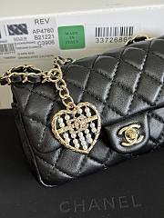Kitlife Chanel Classic Mini Bag with Hook Lambskin Black 8x12.5x5cm - 6