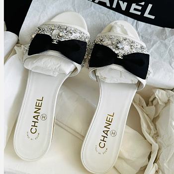 Kitlife Chanel 2025 Diamond White Slides