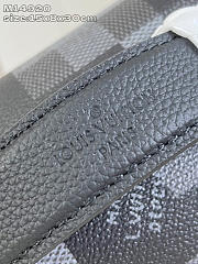 Kitlife Louis Vuitton Rush Waist Bag Black M14920 15x8x30cm - 5