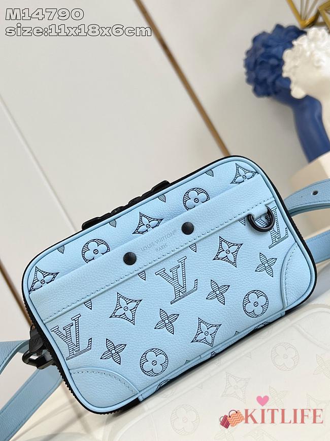 Kitlife Louis Vuitton Alpha Bag Light Blue M14790 11x18.5x6.5cm  - 1