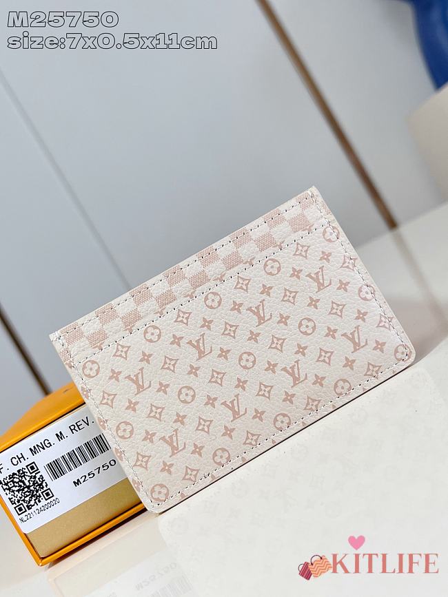 Kitlife Louis Vuitton Card Holder Beige & White M25750 7x0.5x11cm  - 1