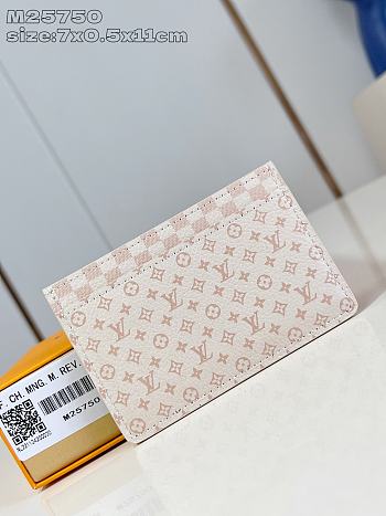 Kitlife Louis Vuitton Card Holder Beige & White M25750 7x0.5x11cm 