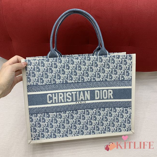 Kitlife Dior Book Tote 25 Sky Blue 36x28x17.5cm - 1