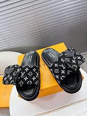 Kitlife Louis Vuitton x TM Pool Pillow Flat Comfort Mule Black Denim  - 1