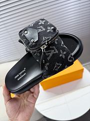 Kitlife Louis Vuitton x TM Pool Pillow Flat Comfort Mule Black Denim  - 5