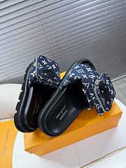 Kitlife Louis Vuitton x TM Pool Pillow Flat Comfort Mule Dark Blue Denim - 2