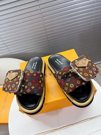 Kitlife Louis Vuitton x TM Pool Pillow Flat Comfort Mule Brown Multicolor