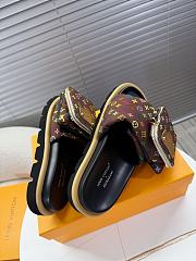 Kitlife Louis Vuitton x TM Pool Pillow Flat Comfort Mule Brown Multicolor - 3