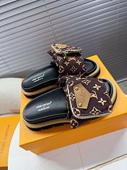 Kitlife Louis Vuitton x TM Pool Pillow Flat Comfort Brown Beige - 4