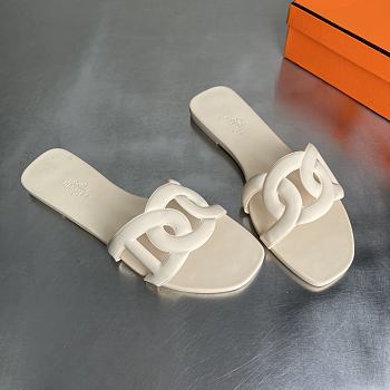 Kitlife Hermes Aloha Off-White Leather Sandals 