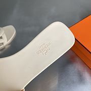 Kitlife Hermes Aloha Off-White Leather Sandals  - 6