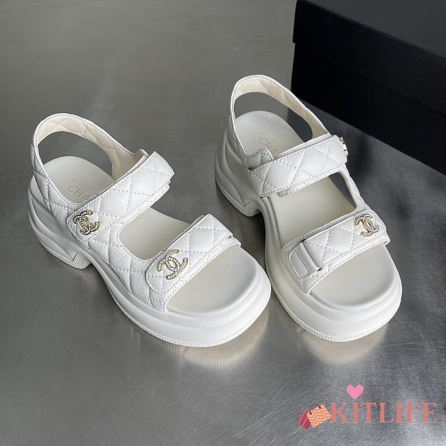 Kitlife Chanel Thick Platform Pattern Sandals White - 1