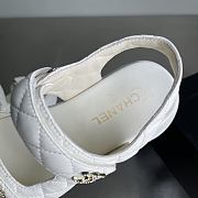 Kitlife Chanel Thick Platform Pattern Sandals White - 4