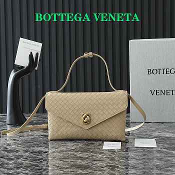 Kitlife Bottega Veneta Knot Lock Bag Beige 817191 25x16x5.5cm