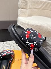Kitlife Lousi Vuitton Pool Pillow Comfort Cherry Black Monogram Slippers - 5