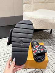 Kitlife Lousi Vuitton Pool Pillow Comfort Cherry Black Monogram Slippers - 4