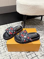 Kitlife Lousi Vuitton Pool Pillow Comfort Cherry Black Monogram Slippers - 3