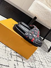 Kitlife Lousi Vuitton Pool Pillow Comfort Cherry Black Monogram Slippers - 2