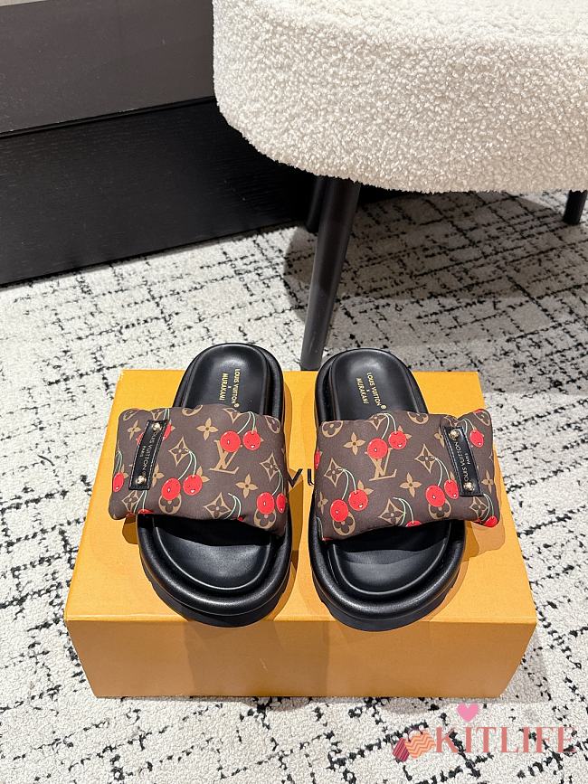 Kitlife Lousi Vuitton Pool Pillow Comfort Cherry Brown Monogram Slippers - 1