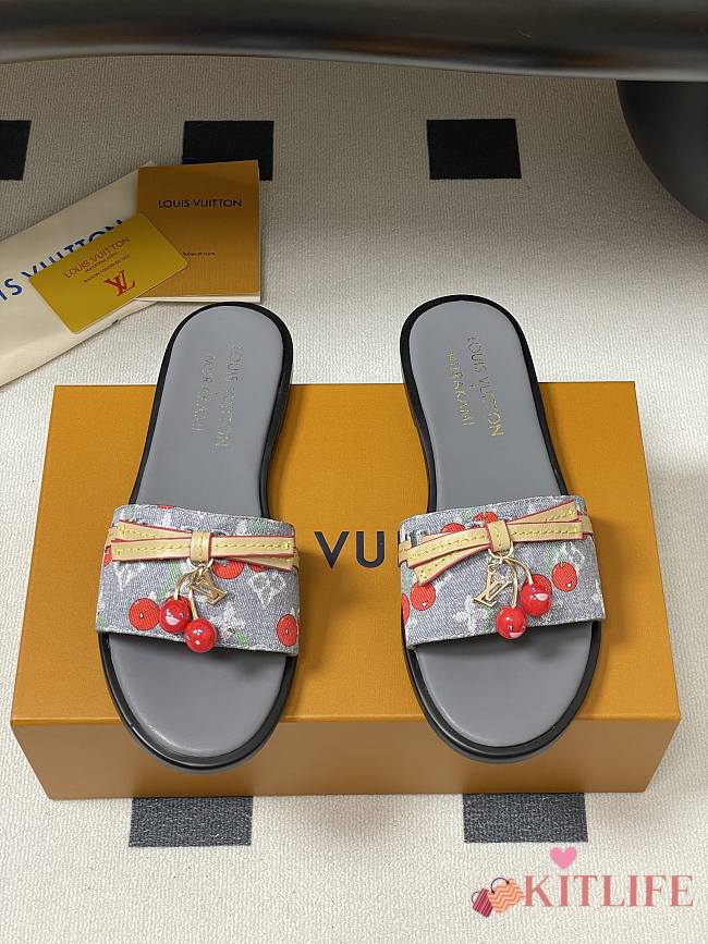 Kitlife Louis Vuitton X TM Lily Cherry Pendant Flat Mules Grey - 1