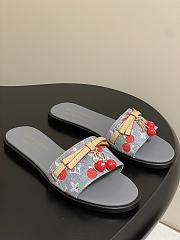 Kitlife Louis Vuitton X TM Lily Cherry Pendant Flat Mules Grey - 6