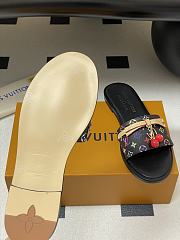 Kitlife Louis Vuitton X TM Lily Cherry Pendant Flat Mules Black Multicolor - 5