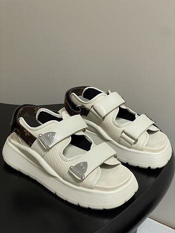 Kitlife Louis Vuitton Chameleon White Sandals 