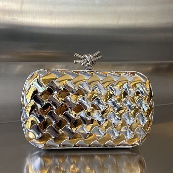Kitlife Bottega Veneta Evening Bag Gold and Silver 778500 19x11.5x5cm