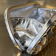 Kitlife Bottega Veneta Evening Bag Gold and Silver 778500 19x11.5x5cm - 3