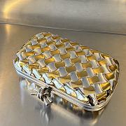 Kitlife Bottega Veneta Evening Bag Gold and Silver 778500 19x11.5x5cm - 2