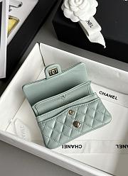 Kitlife Chanel Classic Mini Bag with Hook Lambskin Light Green 8x12.5x5cm - 5