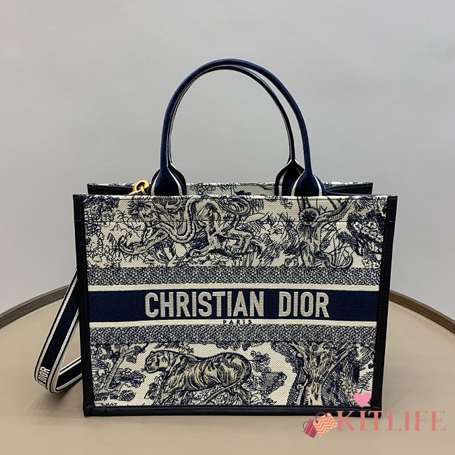 Kitlife Dior Book Tote Blue Toile De Jouy Reverse Embroidery 36x28x17.5cm - 1