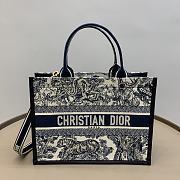 Kitlife Dior Book Tote Blue Toile De Jouy Reverse Embroidery 36x28x17.5cm - 1
